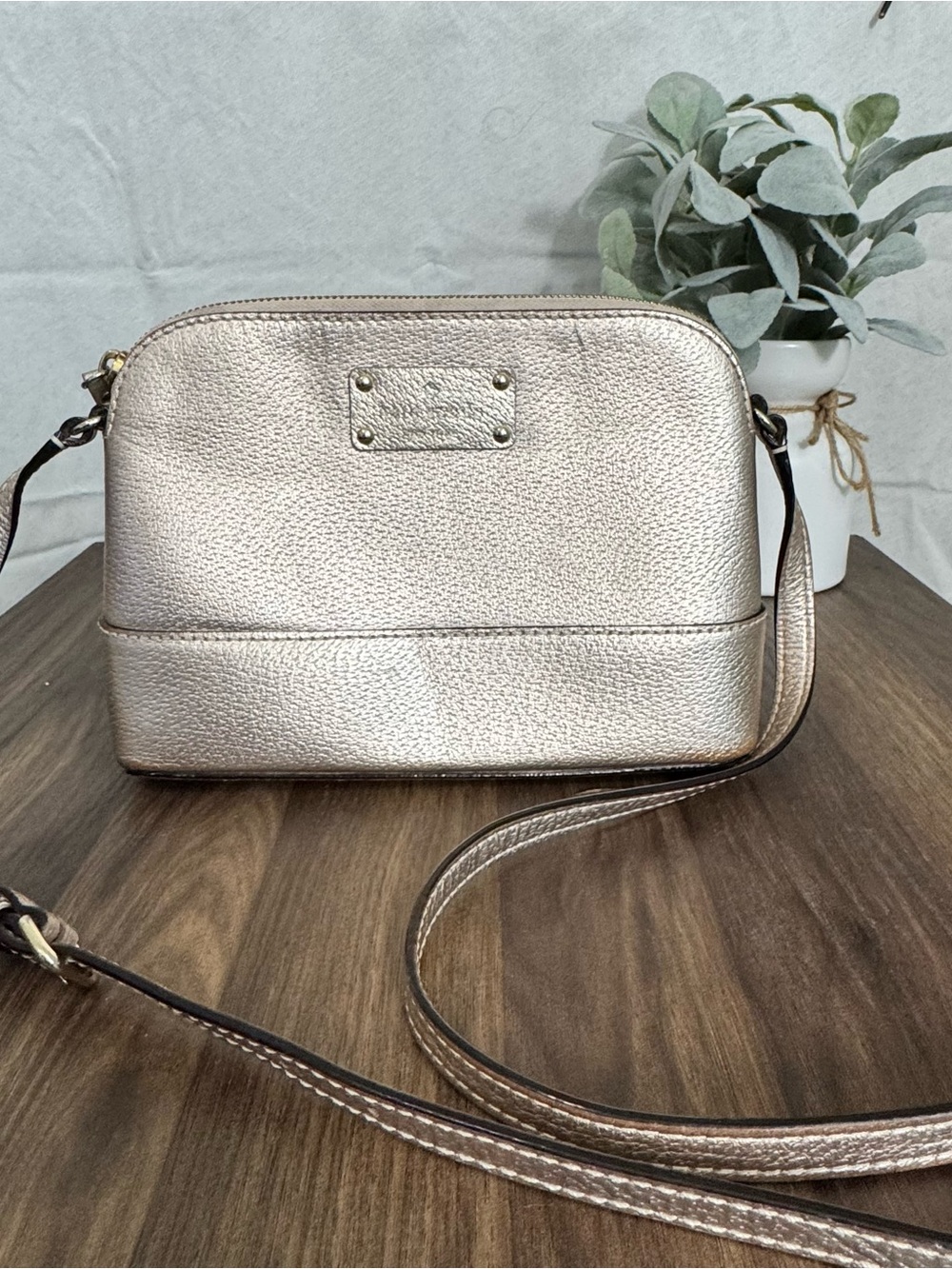 Kate Spade Wellesley Hanna Metallic Champagne Gold Crossbody Bag
